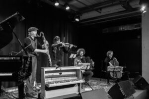 EM! CARTEBLANCHE – News from the Penguin Cafe 29.01.20, Foto: Seraina Kurt